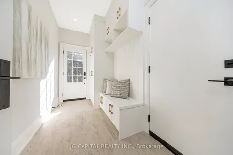 84 John Street, Milton, ON L9T 1G3