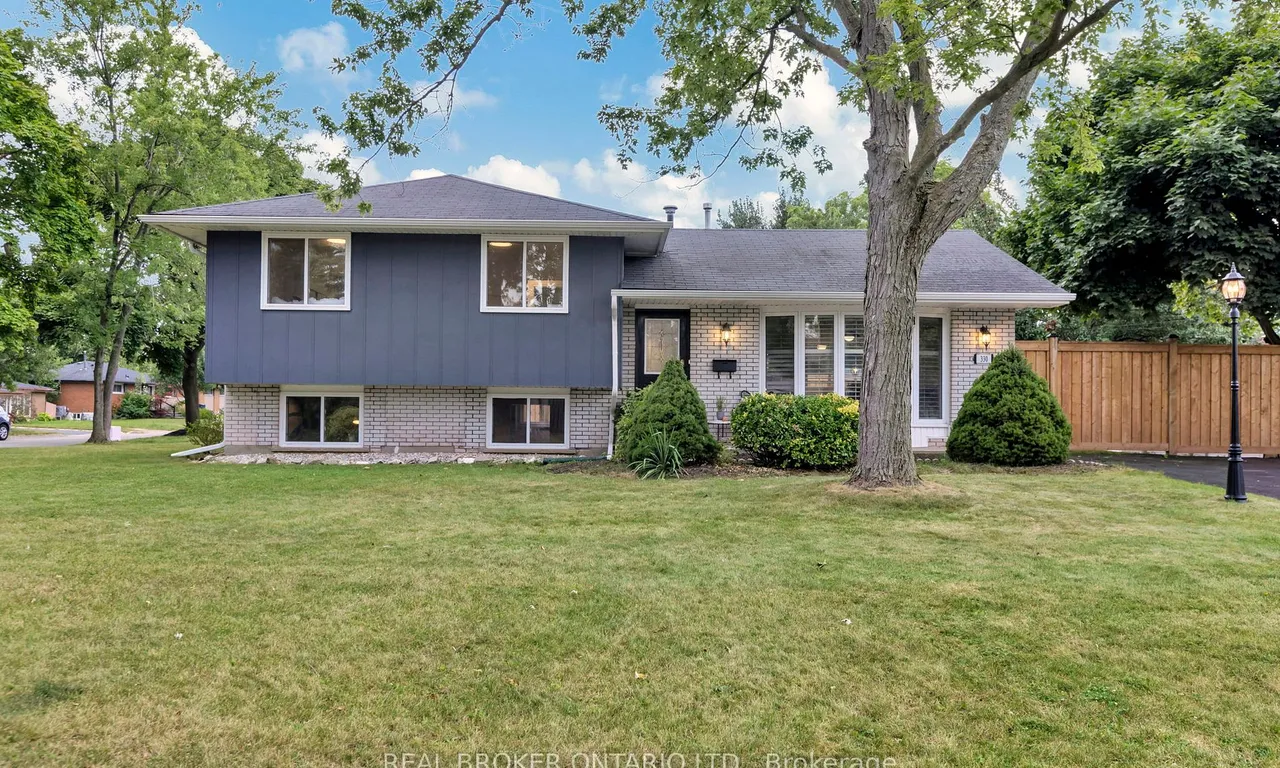 330 Duncombe Dr, Burlington, ON L7L 4M1