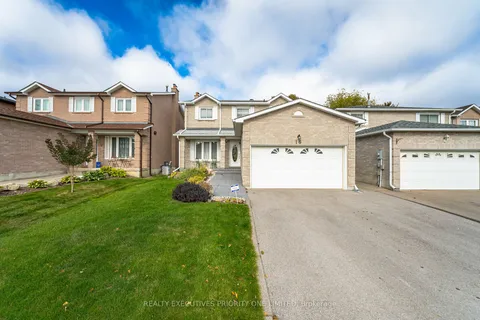 16 fountainbridge Dr, Caledon, ON L7E 1P4