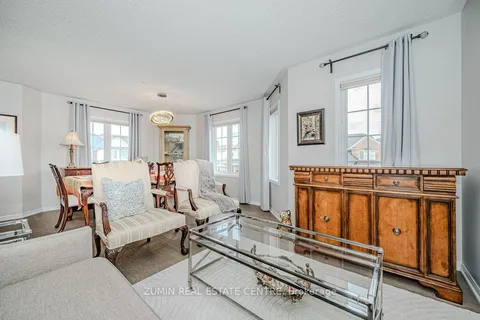 3204 Munson Cres, Burlington, ON L7M 0C2