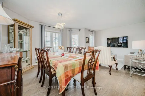 3204 Munson Cres, Burlington, ON L7M 0C2