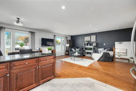 95 Avonmore Cres, Orangeville, ON L9W 3C2