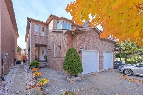 3897 Honey Locust Tr, Mississauga, ON L5N 6X4