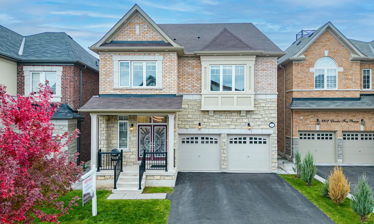 3298 Charles Fay Pass, Oakville, ON L6M 5K1