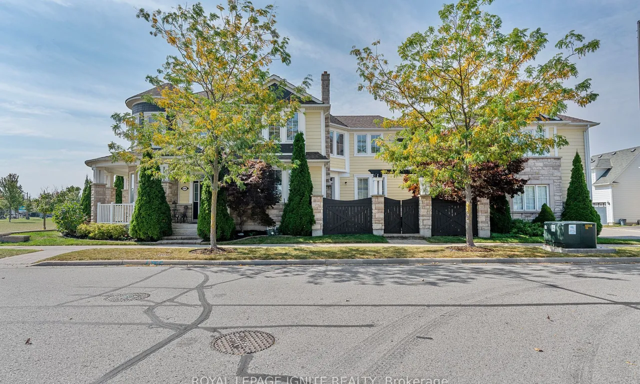 896 Moreau Lane, Milton, ON L9T 0C9
