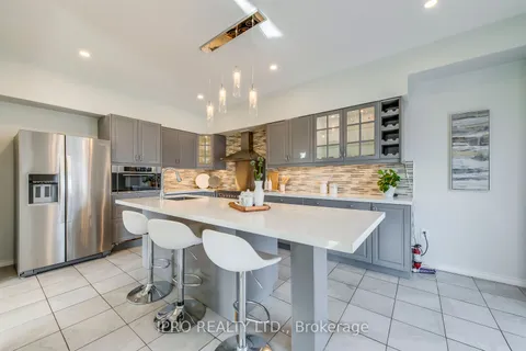 270 Sherwood Rd, Milton, ON L9T 7C3