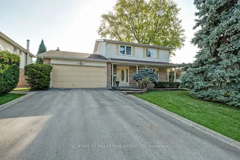 2204 Rebecca St, Oakville, ON L6L 2A5