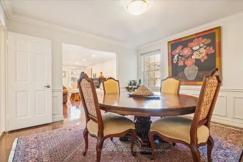 1230 Appleford Lane, Burlington, ON L7P 3M2