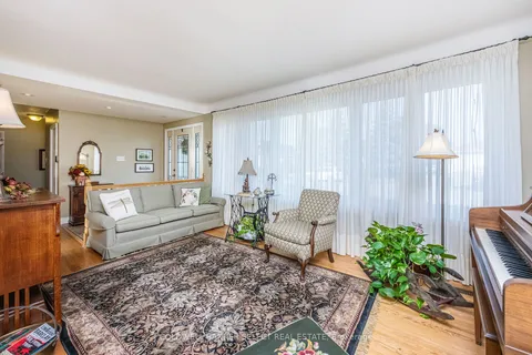 324 Henderson St, Caledon, ON L7E 4X7