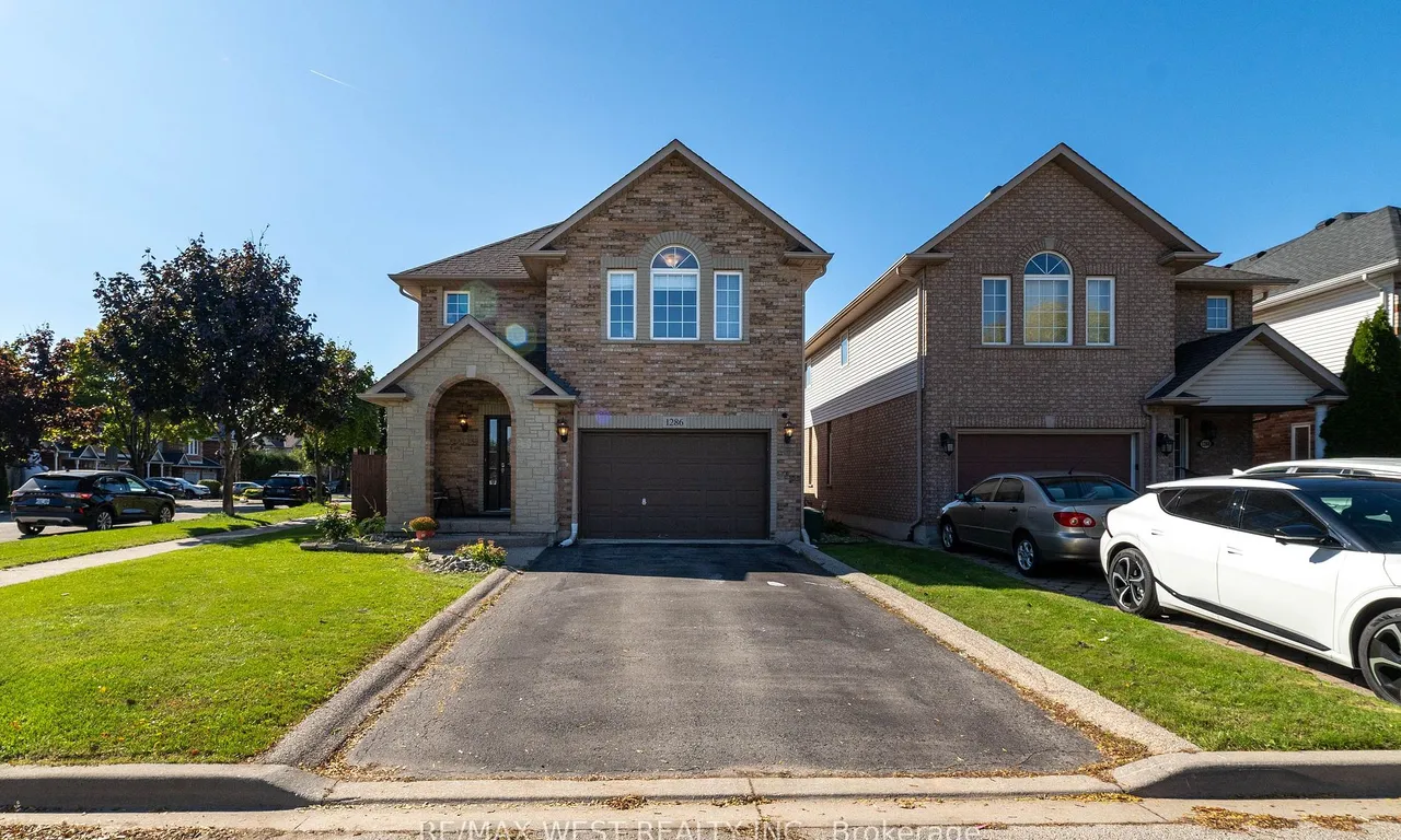 1286 Burkholder Dr, Burlington, ON L7M 4S4