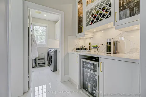 98 Treeline Blvd, Brampton, ON L6P 1A2