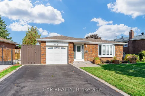 48 Goldcrest Rd, Brampton, ON L6S 1G3
