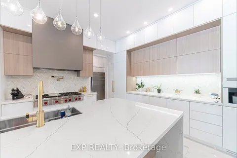 27 Prennan Ave, Toronto, ON M9B 4B7