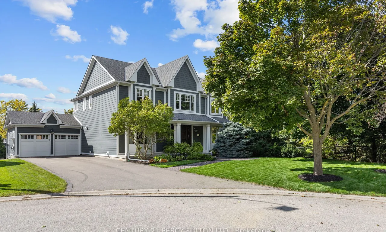 990 John Watt Blvd, Mississauga, ON L5W 1A5