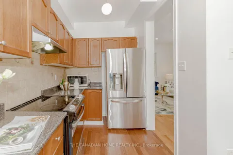 110 NATHANIEL Cres, Brampton, ON L6Y 5M3