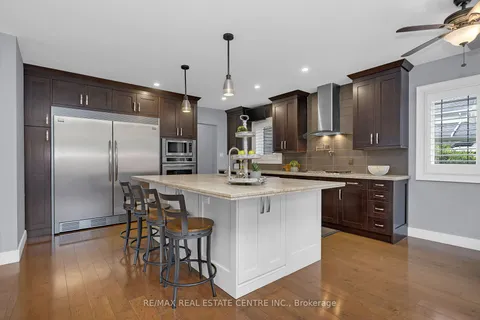 37 Zina St, Orangeville, ON L9W 1E3