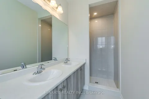 2086 Fairmont Common, Burlington, ON L7P 0V8