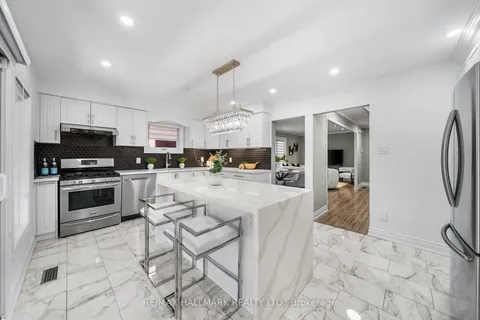 120 Richvale Dr, Brampton, ON L6Z 4G4