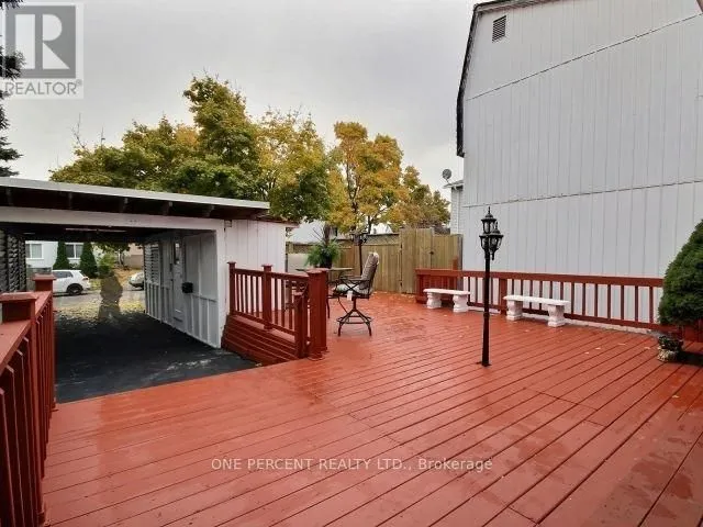 9 Hazelglen Ct. Crt, Brampton, ON L6S 1N7