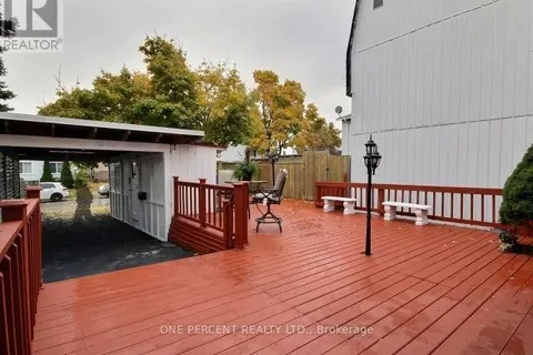 9 Hazelglen Ct. Crt, Brampton, ON L6S 1N7