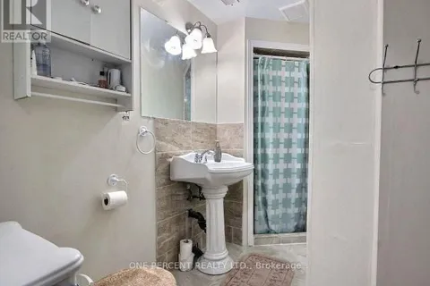 9 Hazelglen Ct. Crt, Brampton, ON L6S 1N7