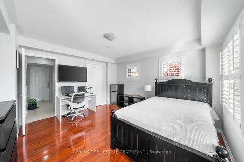 295 Dymott Ave, Milton, ON L9T 0Z4