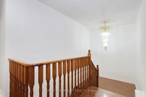 21 Frobischer Dr, Brampton, ON L6R 0L4