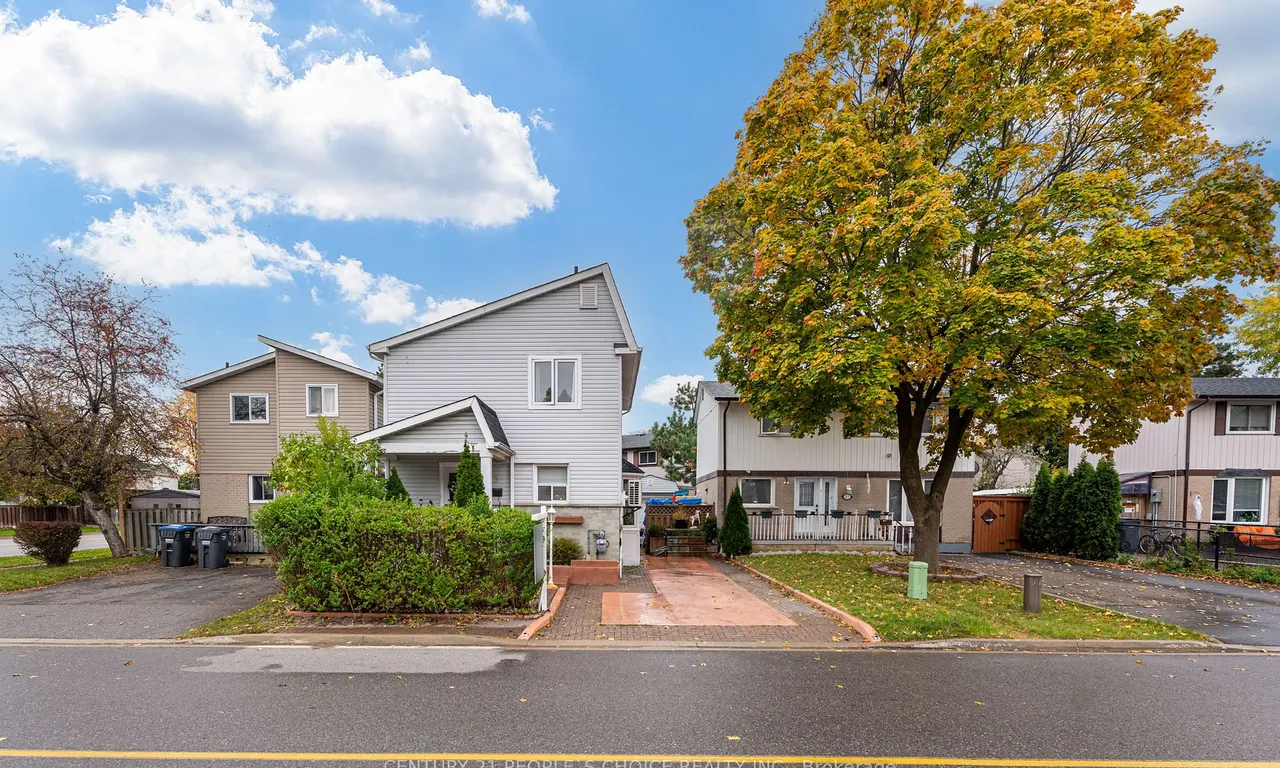 13 Jeffrey St, Brampton, ON L6S 2M9