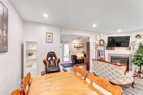 13 Jeffrey St, Brampton, ON L6S 2M9
