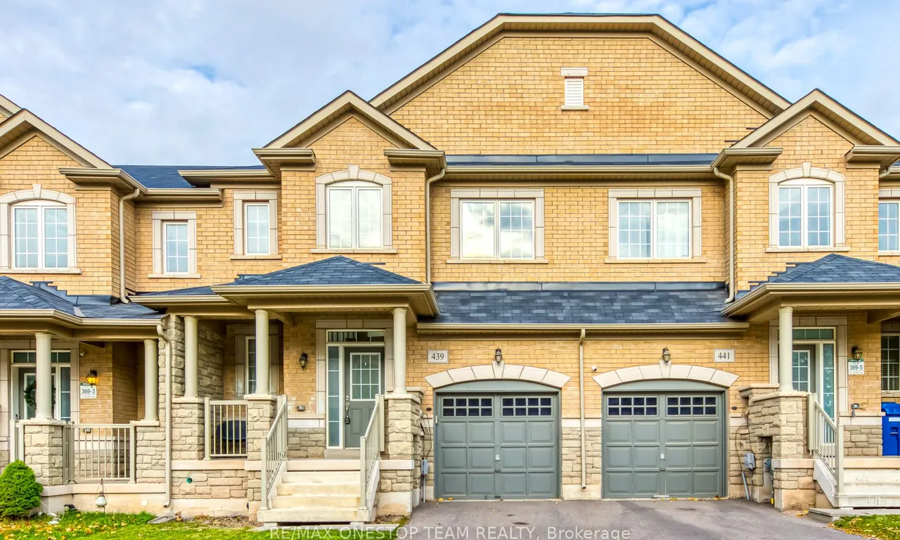 439 Silver Maple Rd, Oakville, ON L6H 0S3