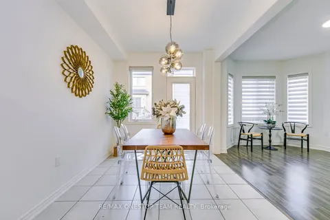 439 Silver Maple Rd, Oakville, ON L6H 0S3