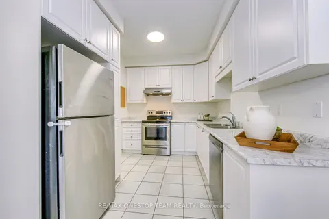 439 Silver Maple Rd, Oakville, ON L6H 0S3