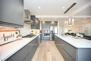 4659 Full Moon Circ, Mississauga, ON L4Z 2L7