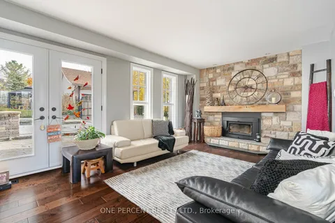110 Palmer Circ, Caledon, ON L7E 0A5