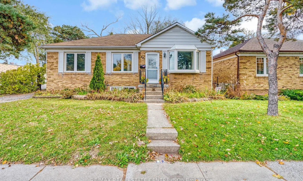 421 St Augustine Dr, Oakville, ON L6K 3G1