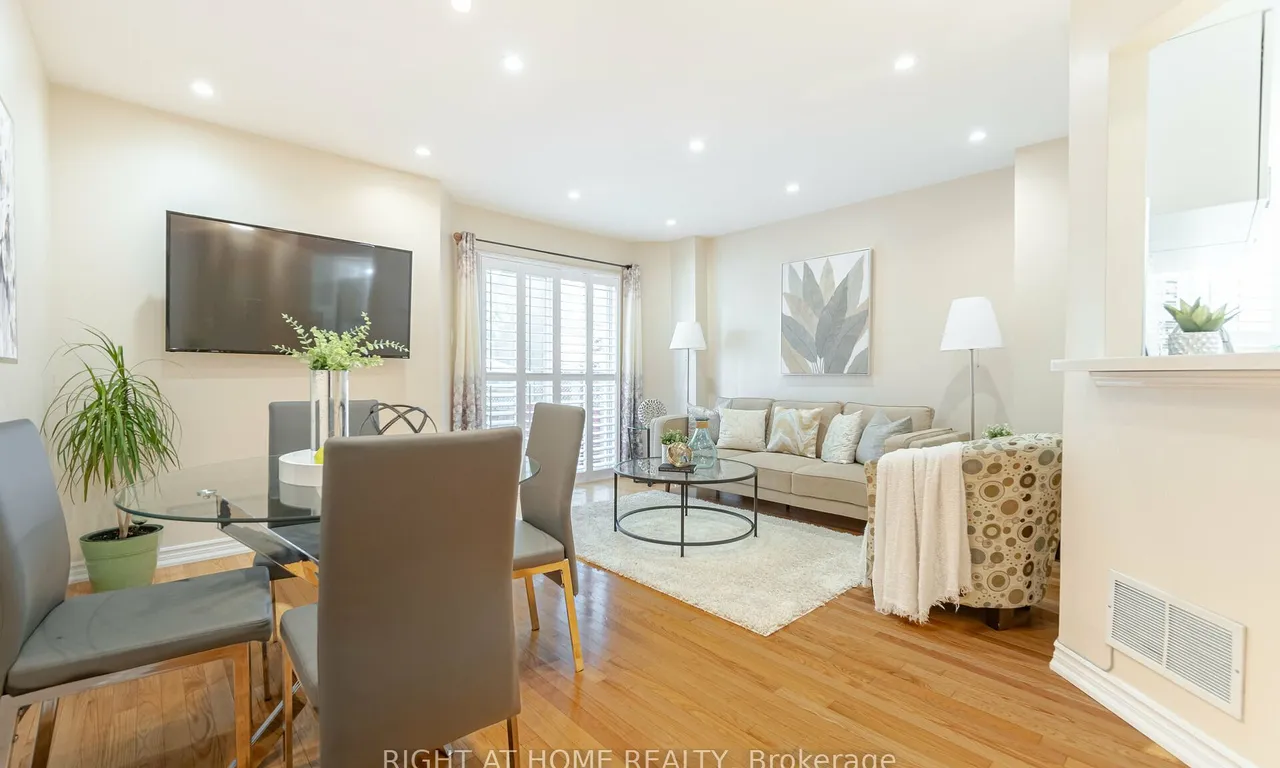 5587 Whistler Cres, Mississauga, ON L4Z 3R5