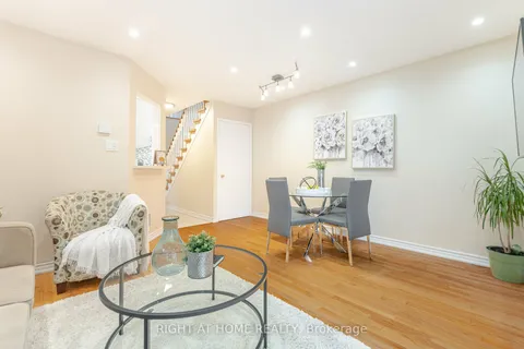 5587 Whistler Cres, Mississauga, ON L4Z 3R5