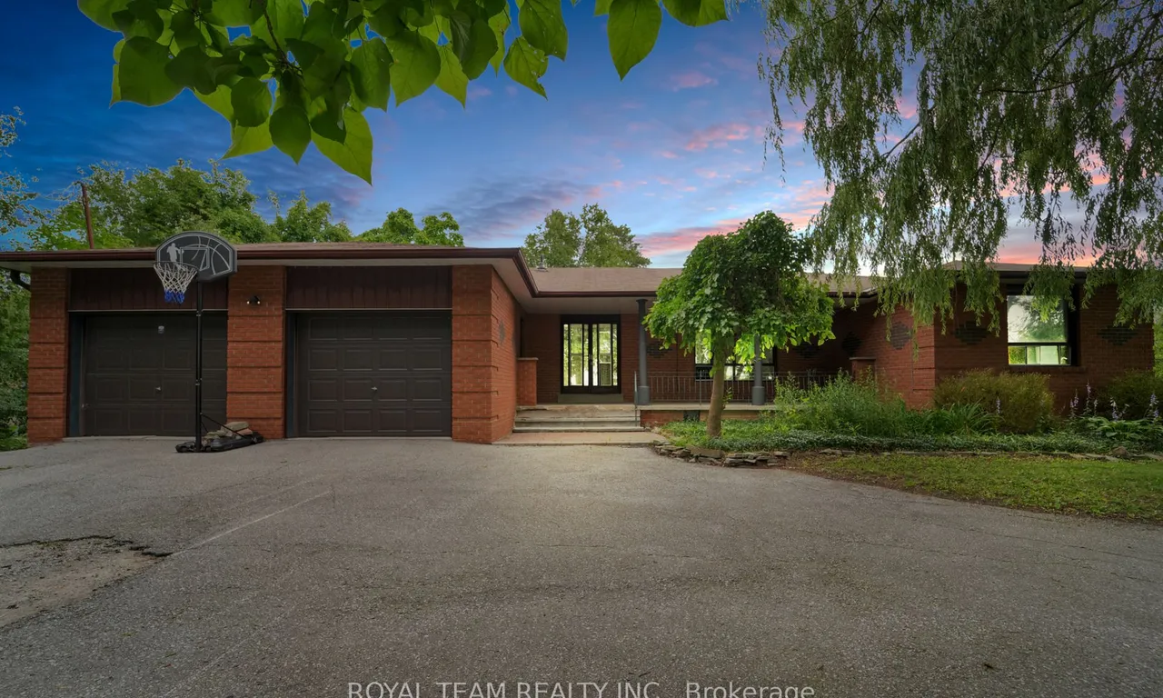 13595 Centreville Creek Rd, Caledon, ON L7C 3B9