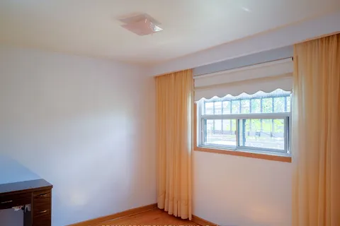 52 Magellan Dr, Toronto, ON M3L 1T2