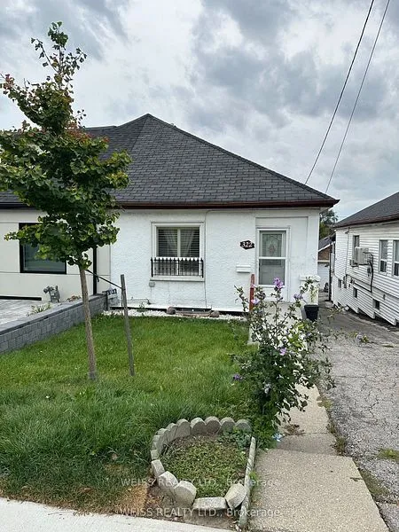 322 Blackthorn Ave, Toronto, ON M6N 3J3