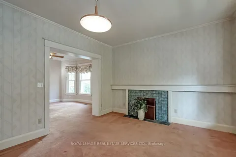 279 Macdonald Road, Oakville, ON L6J 2A6