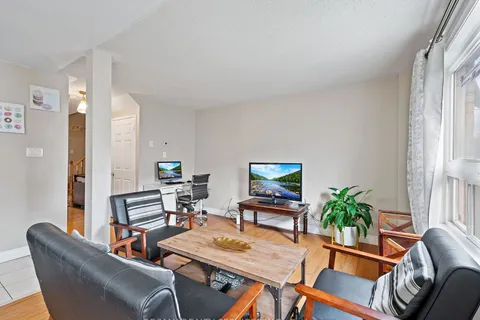 56 Woodhaven Dr, Brampton, ON L7A 1Y4