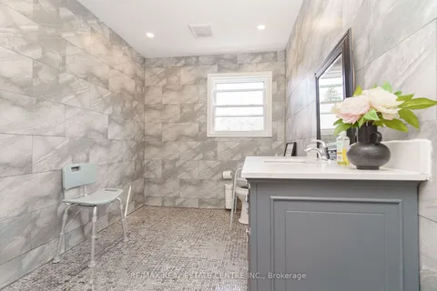 34 College Ave, Orangeville, ON L9W 3H5
