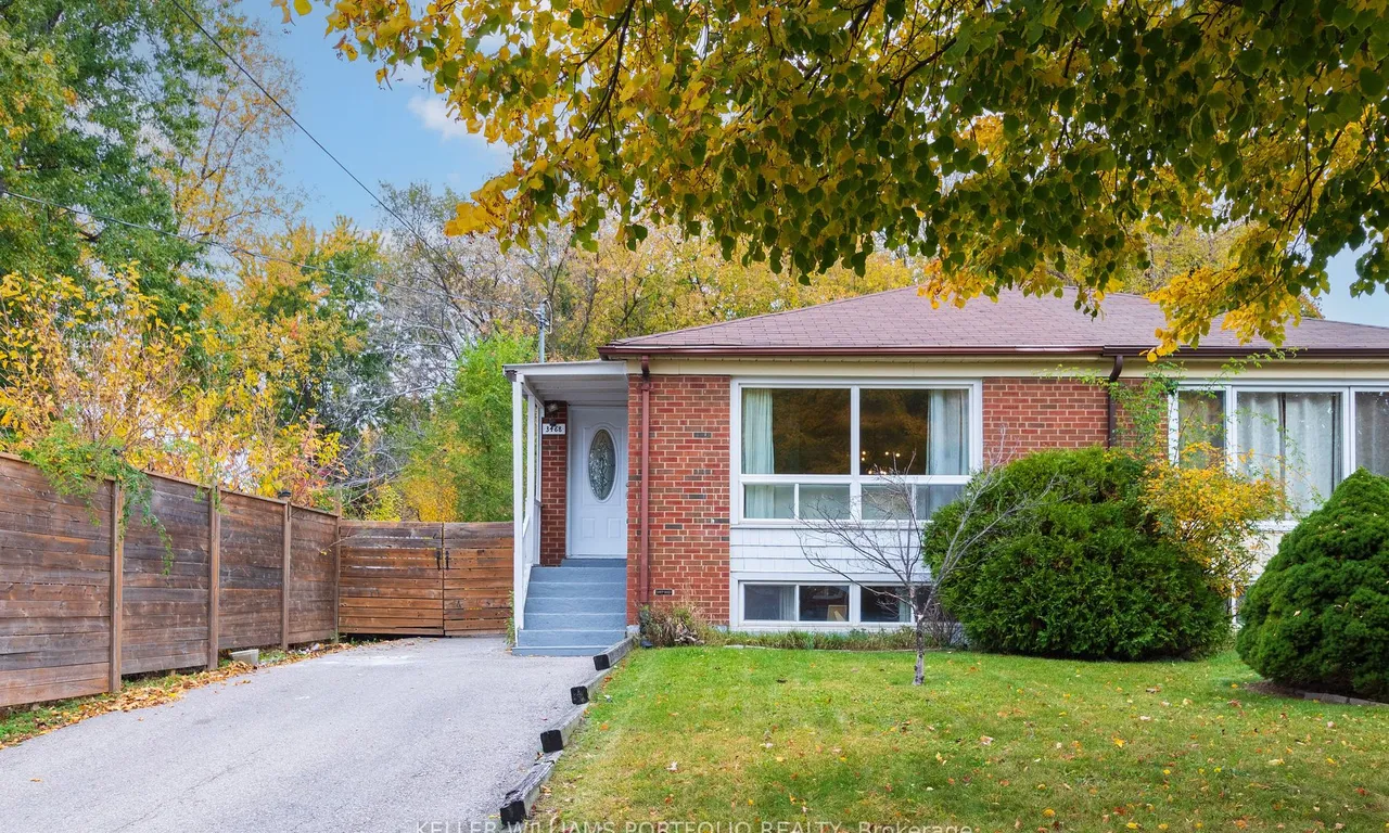 3468 Ashcroft Cres, Mississauga, ON L5C 2E7