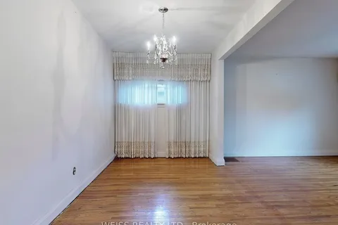 39 Savona Dr, Toronto, ON M8W 4V2