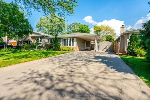 5290 Joel Ave, Burlington, ON L7L 3Y7