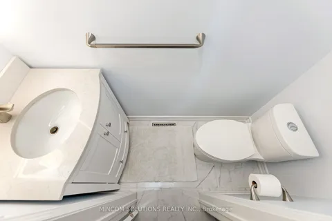 1188 Windbrook Grve, Mississauga, ON L5V 2V1