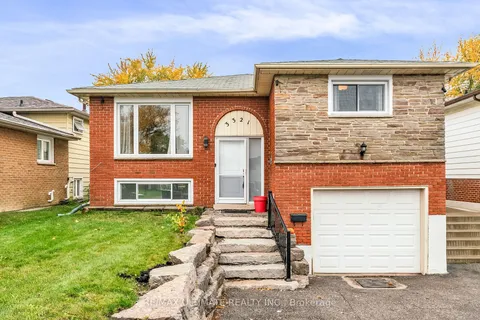 3321 Monica Dr, Mississauga, ON L4T 3E6