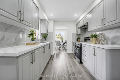 6 Banting Cres, Brampton, ON L6Y 2L8