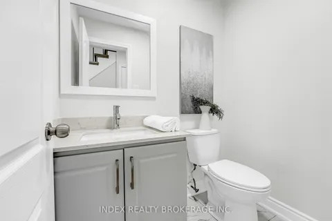 6 Banting Cres, Brampton, ON L6Y 2L8